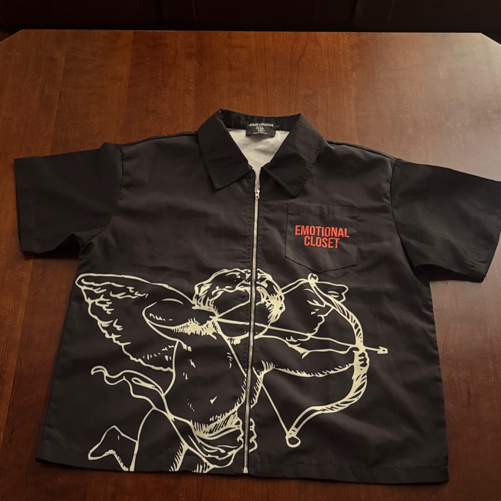 Black Angel Print Women's Zip Up Shirt